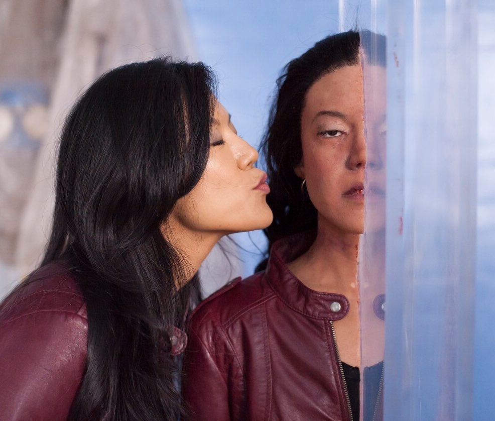 who doesn’t love taking pics with their own mutilated corpse