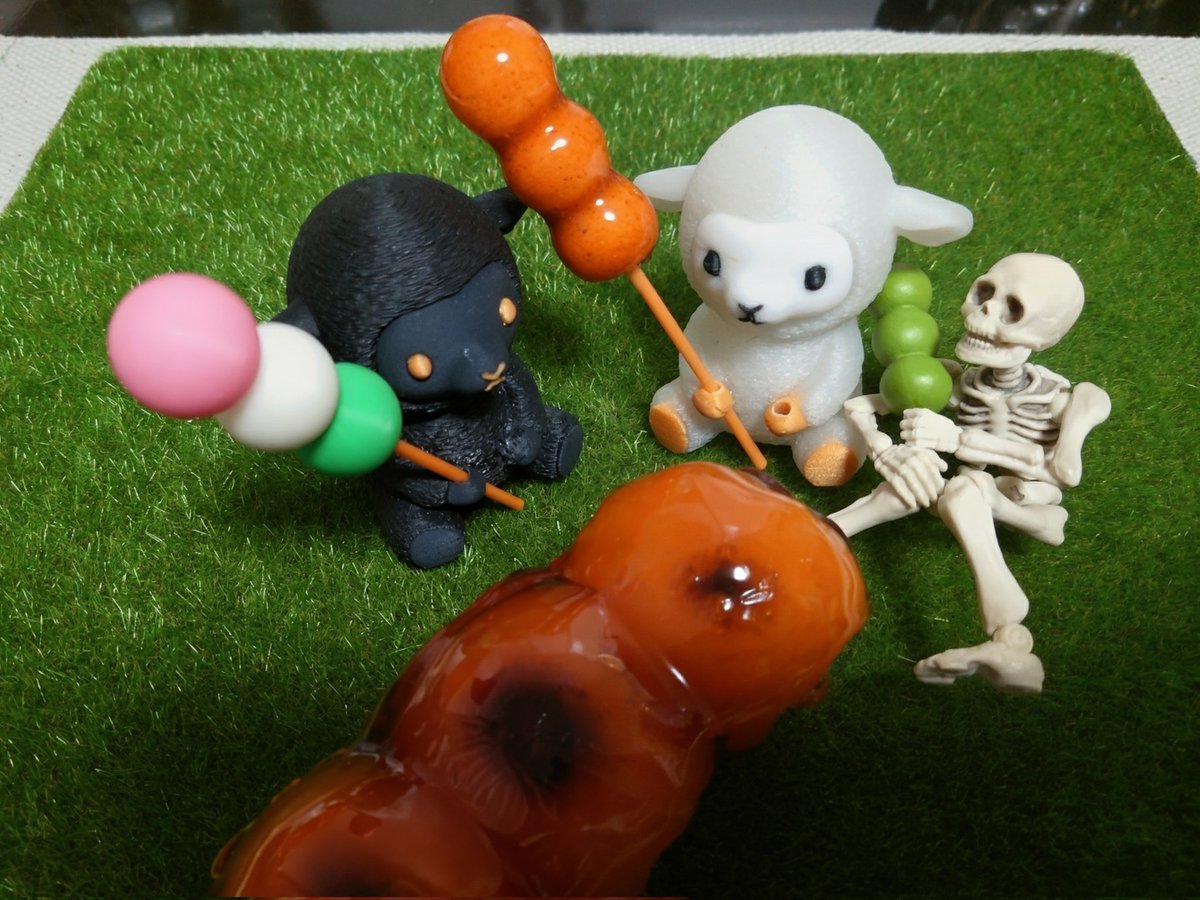 萬たlow tweet media