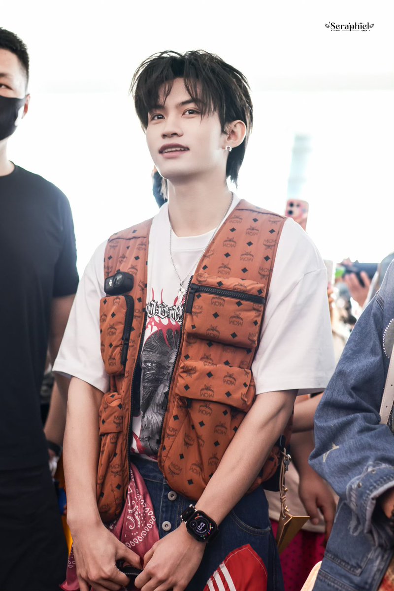 yunqigirly's tweet image. China ✈️ Bangkok 🇹🇭
(4/23/2026)
Cr:seraphiel 
#yunqi