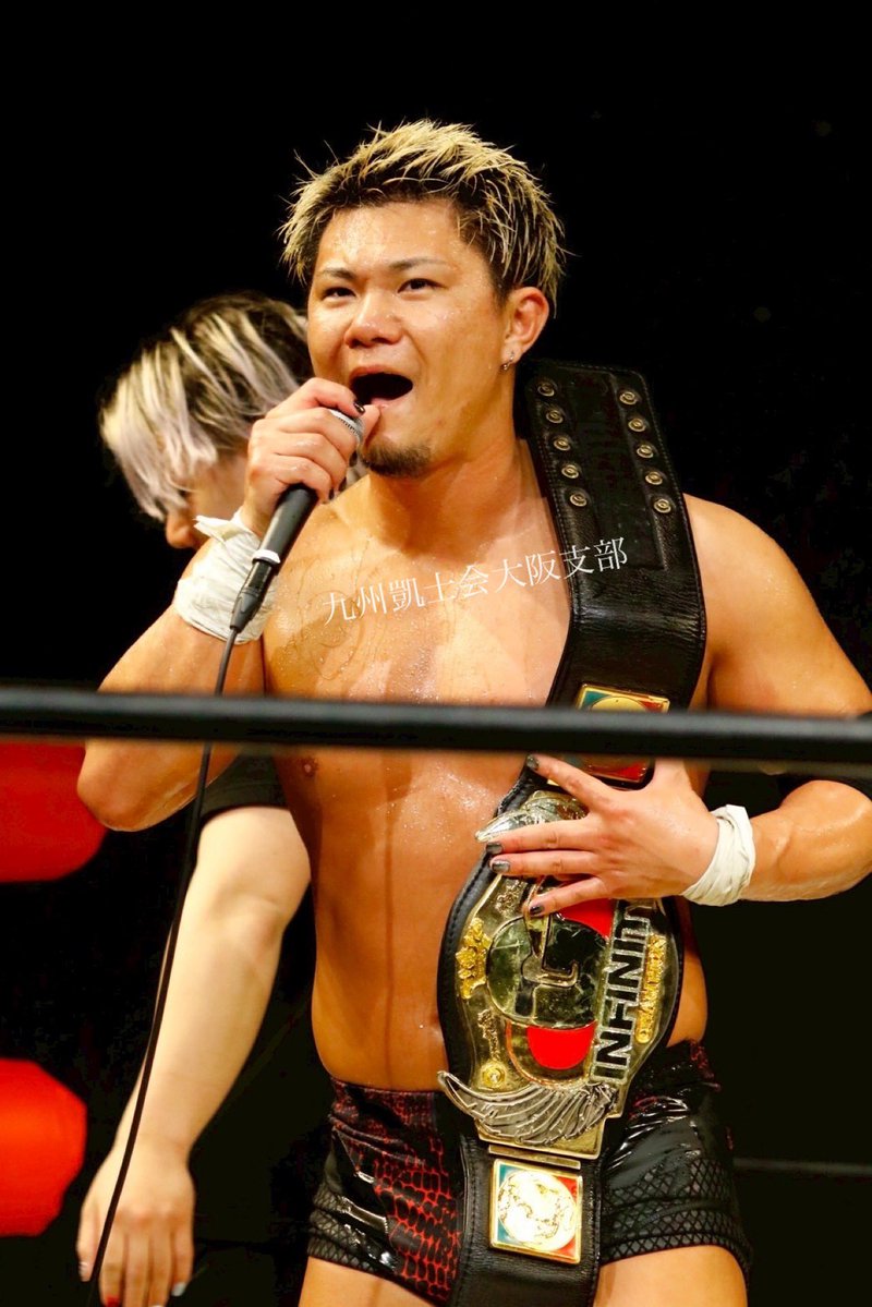 k_a_i_t_o_k_'s tweet image. 2026.4.19✨GLEAT Ver.25
大阪扇町ミュージアムキューブ
CUBE01

我が最強の推し、凱士とKAZMAさんがＧ-INFINITY防衛✨
おめでとう㊗️🎊㊗️

良い笑顔の凱士💯

#石田凱士
#KAZMASAKAMOTO
#BGI
#GLEAT
#九州凱士会
#九州凱士会大阪支部
#九州凱士会北海道支部