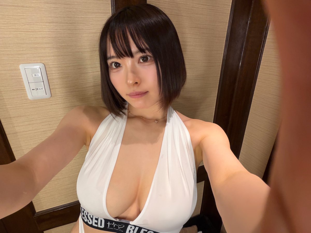 onigiriwo_kurau's tweet image. おっは🎶
やっと金曜日だね！！
私は土日も作業！最近YouTube動画頑張って作ってるから見に来てね〜！