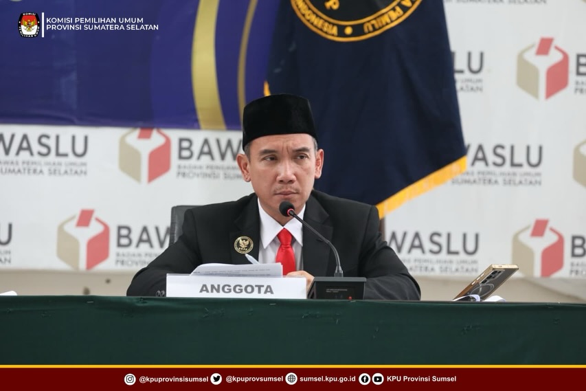 PrabumulihKpu's tweet image. #Repost KPU Provinsi Sumatera Selatan #Temanpemilih Anggota KPU Sumsel Divisi Sosialisasi Pendidikan Pemilih, Partisipasi dan Hubungan Masyarakat, Bapak Prahara Andri Kusuma bertindak sebagai Tim Pemeriksa Daerah (TPD) unsur KPU Provinsi dalam Sidang Kode Etik Penyelenggara