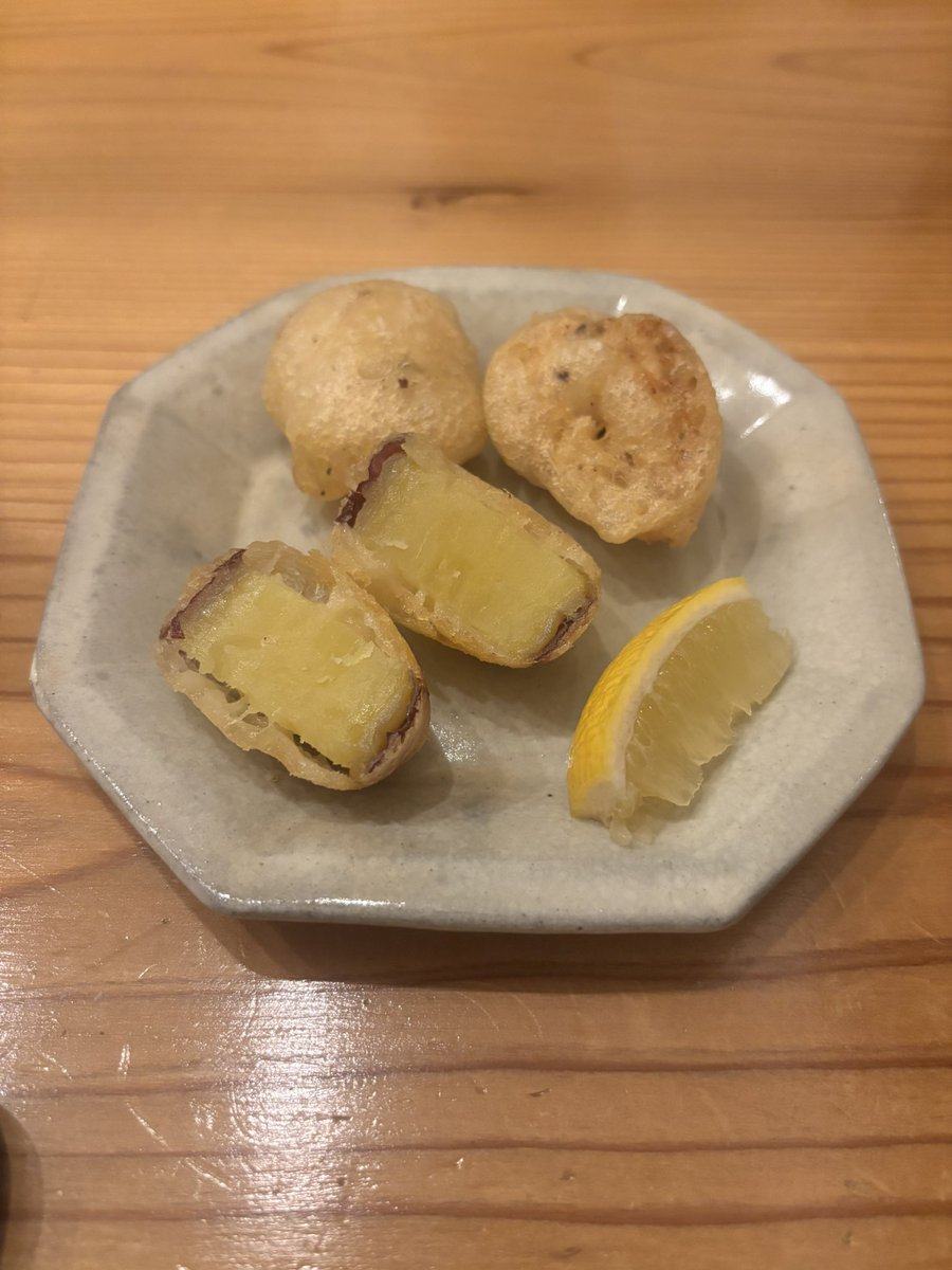 sae00328's tweet photo. 📍鳥天狗
こちらも初訪問🐓
焼き鳥以外のこんなオシャレな鳥料理幸せすぎた https://t.co/18xBT3UG5x