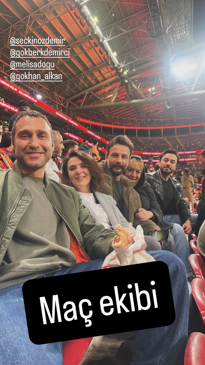 seckinozdemirfe's tweet image. #SeçkinÖzdemir #New @SeckinOzdemir 💜😀💙