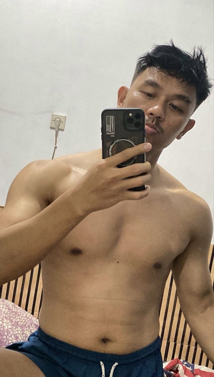 massagesy99 tweet media