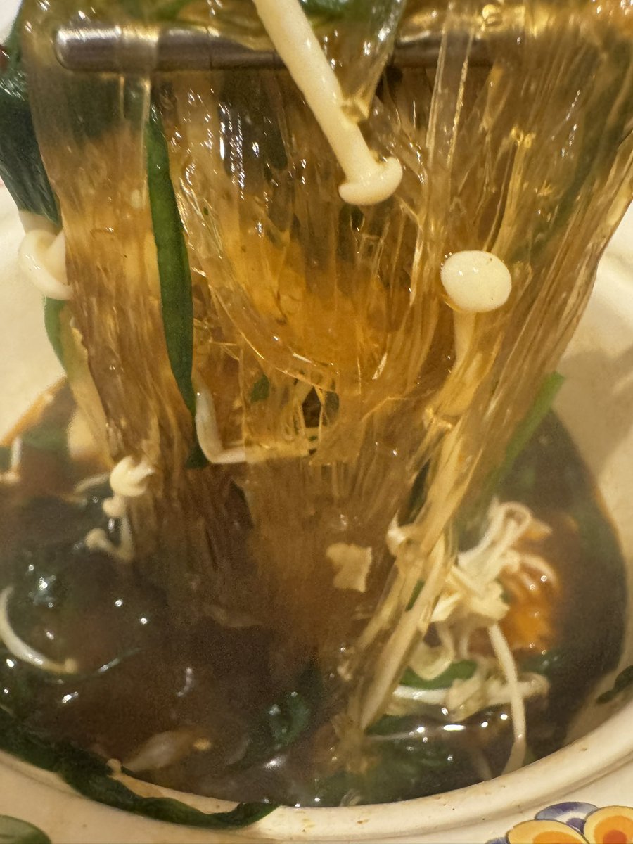 有沢りさ tweet media