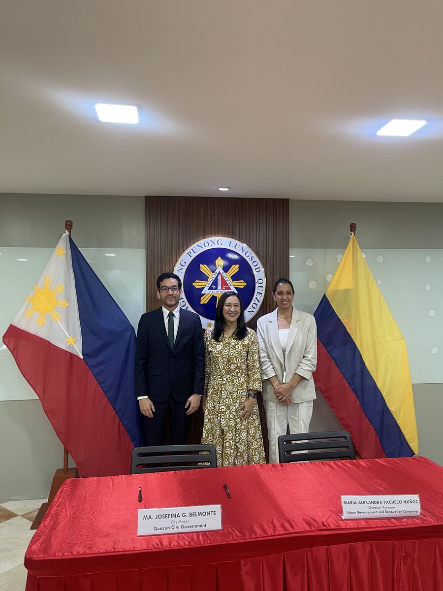 EmbColFilipinas's tweet photo. 🇨🇴🤝🇵🇭 The Embassy of Colombia supported EDRU Cali’s mission in Manila (Apr 13–17), facilitating meetings and participation in the Heat and Drought Summit 2026 to advance cooperation on resilience, climate action, and gender approaches. https://t.co/XrD7Lg7d6d