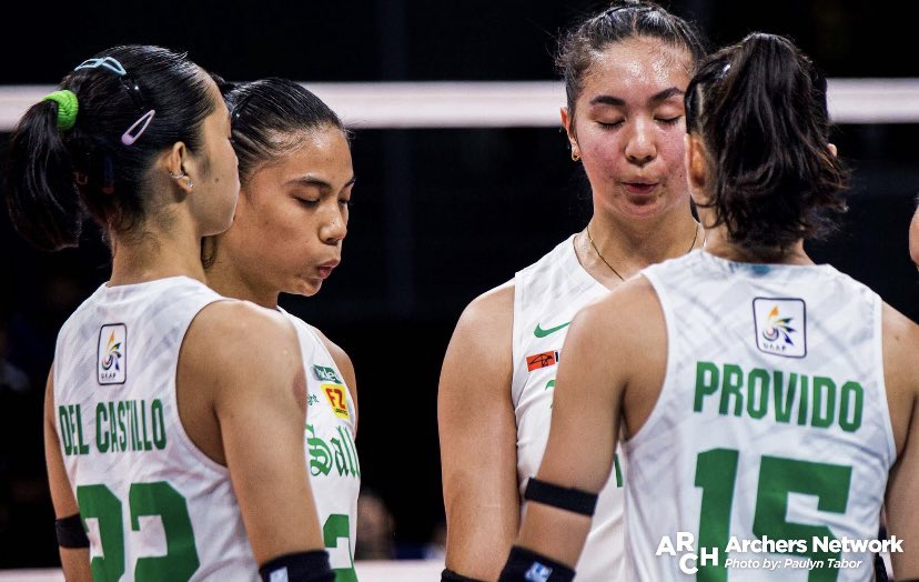 Individual awards for the lumots but hungry for 🏆🏆🏆 
#AngelCanino bags Best Outside Hitter, #ShevanaLaput earns Best Opposite Spiker, #AmieProvido locks in Best Middle Blocker 🏹💚 

CONGRATULATIONS, BATCH 122! 🔥🎖️