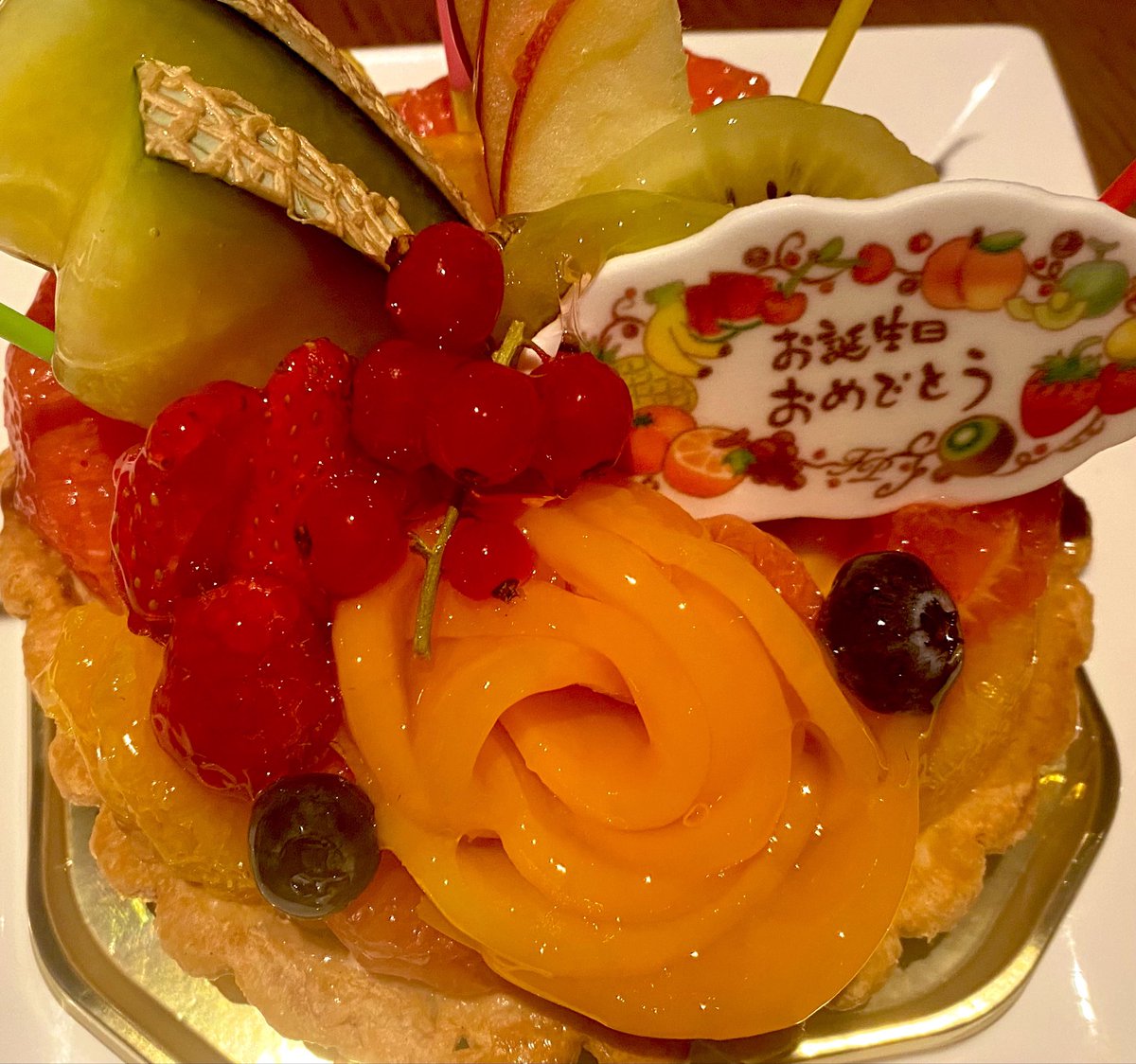 mairarapopo's tweet image. HAPPY😋🌷🍓🩷

 #birthday   #bouquet  #cake