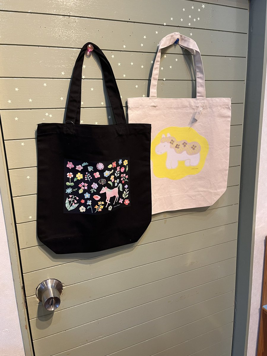 comet_uma's tweet photo. #春のうまさんぽ展
通販部Open中
4/25日10時迄

umauma さん作品
こちらからご覧ください↓

https://t.co/ICN9brXgtU

🐎追い込みです
🐎お急ぎください
#馬好き
#馬雑貨 https://t.co/JOuTApLidJ