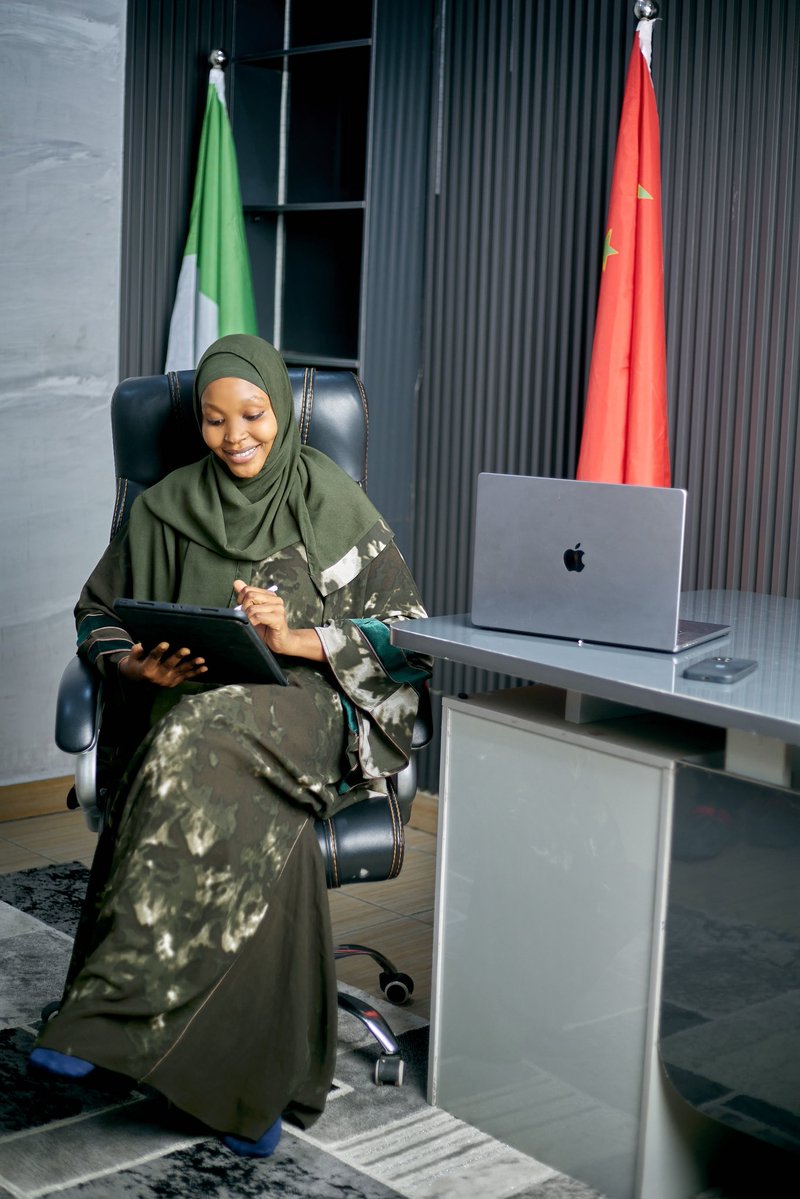 Ummeeta Spire tweet media