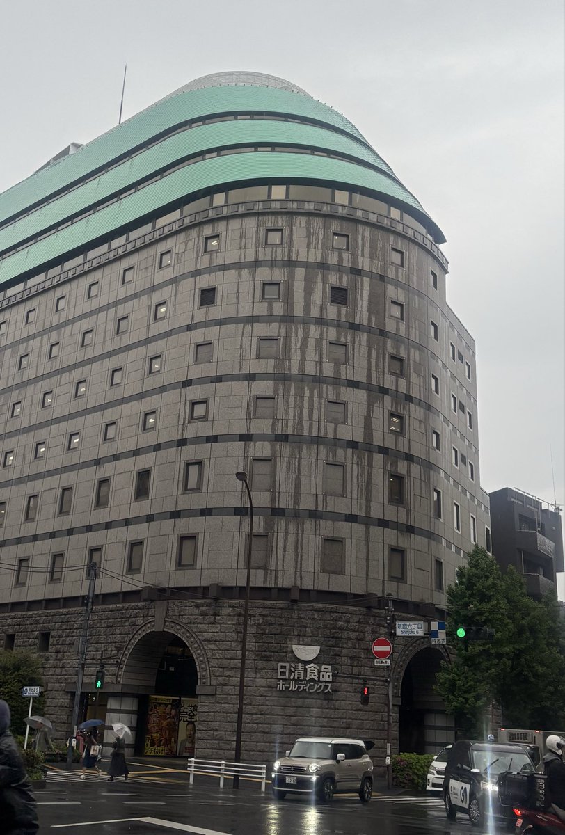 ミツエ tweet media
