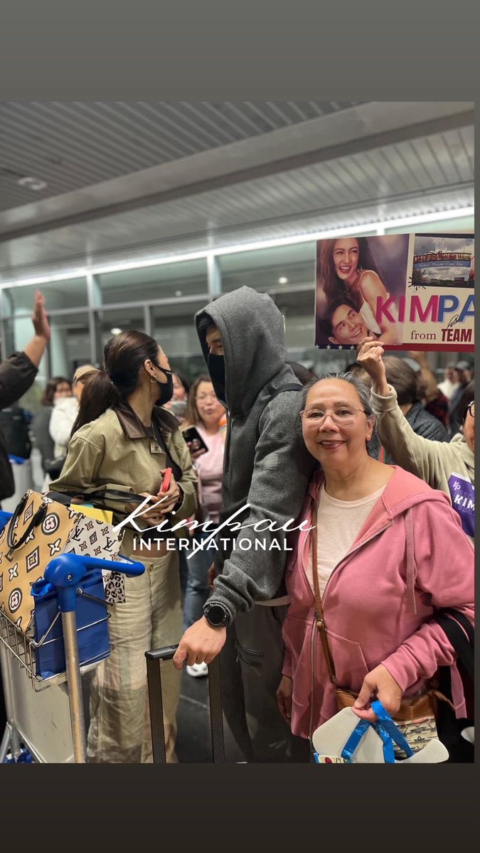 KimPauInterna's tweet image. KIMPAU safely landed at San Francisco

Thank you Tita Ana for airport photo📸

#KimPau #PauloAvelino #KimChiu #kimchiu #LoveKimPau