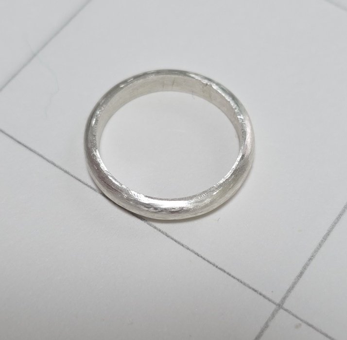 만들엇더요
더 갈긴 해야함