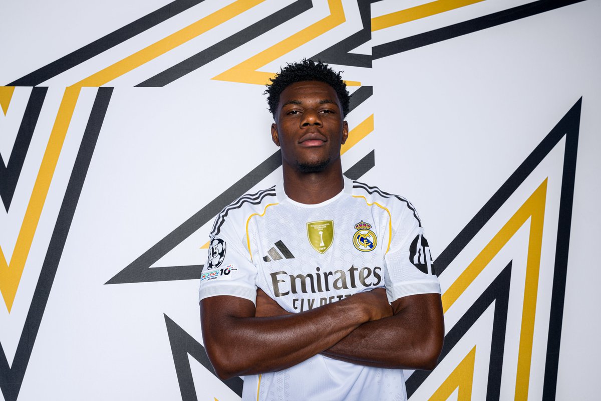 UnitedStandMUFC's tweet image. 🚨 Aurelien Tchouaméni is being discussed internally at #mufc, but the 26‑year‑old has been one of Real Madrid’s most consistent performers this season. 

It’s unclear if Real would even consider a sale, and he may end up signing a new deal instead. [@lauriewhitwell via