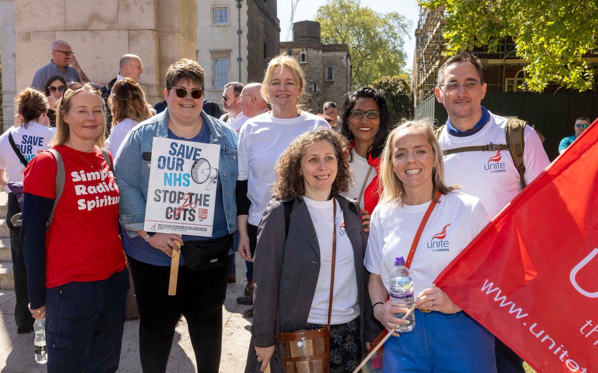 UniteSharon's tweet image. The #NHS is in danger of becoming an emergency only service. We know people are not accessing the NHS, even though they're in severe pain, because they don't think they are going to get an appointment in time.

Those that pay get treated, it's a disgrace!