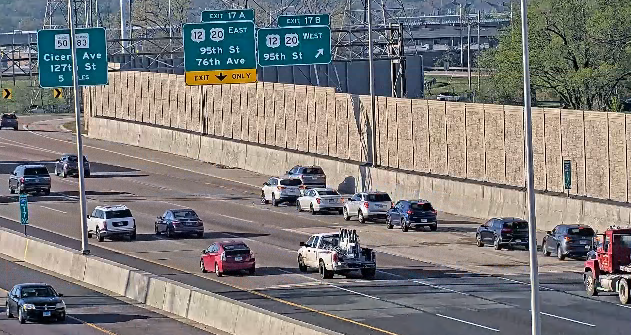BillWest5's tweet image. Illinois
SB I-294 near 95th St.
Crash in the right lane. Crews responding.
#Illinois #ChicagoScanner