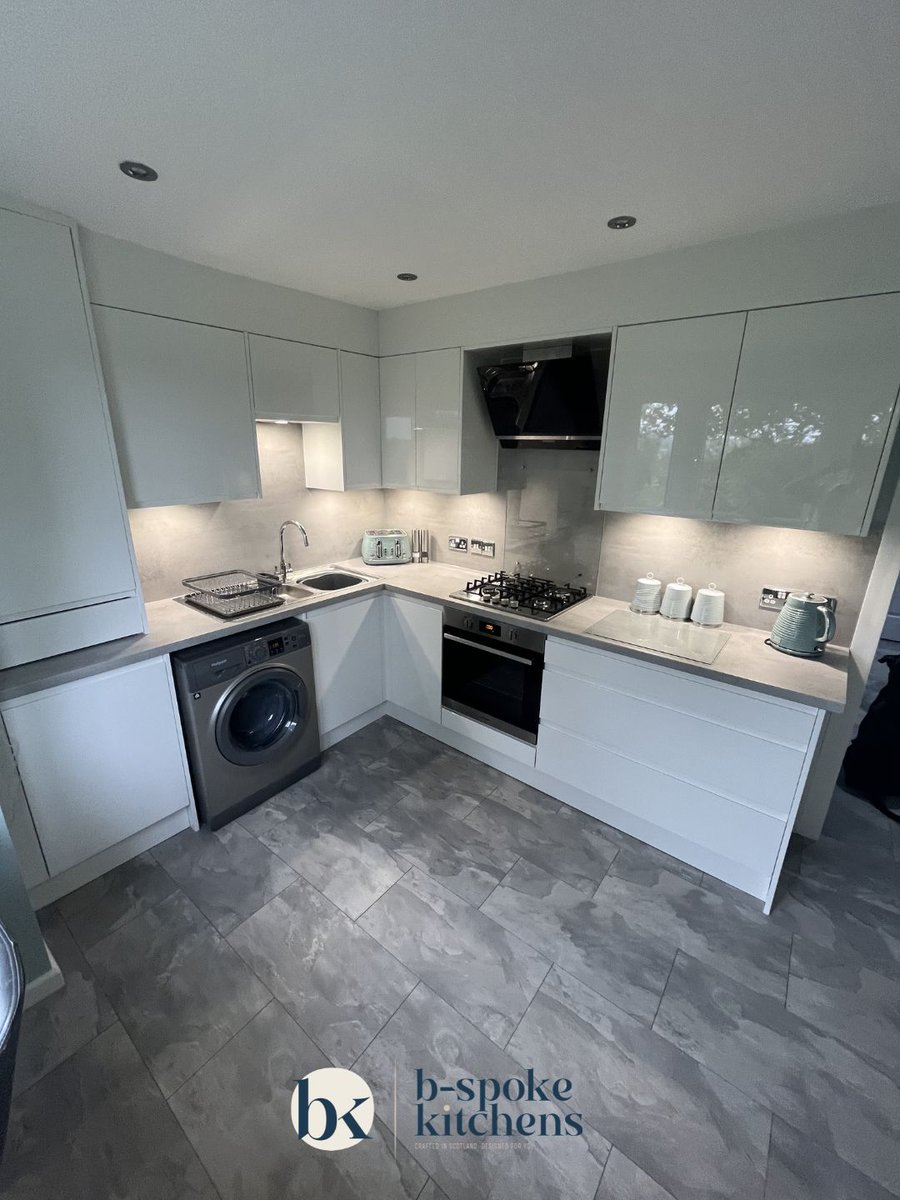 BSpokeKitchens's tweet image. A sunny day in Glasgow calls for brighter kitchens.

Here are 7 of our lightest, calmest spaces — all designed, made and installed by our in-house team.

#BSpokeKitchens #KitchenDesign #BrightKitchens