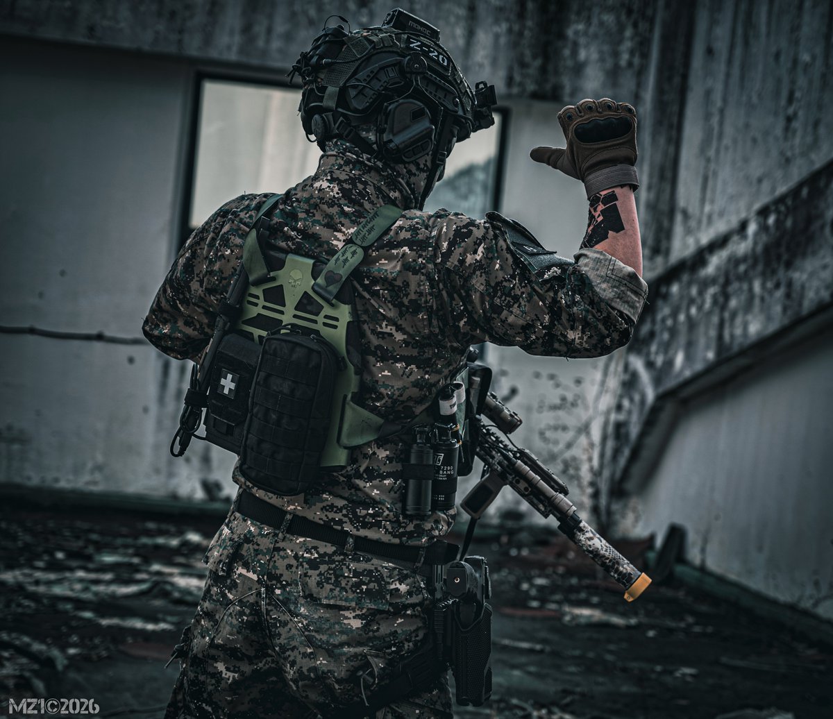 JScully66283278's tweet image. &amp;lt;- Art　　　　　　　           　In real life -&amp;gt;

Artist :@NiktaTEK0
닉타 선생님의 복귀를 기원하며...

#CallofDuty #MWII #Horangi