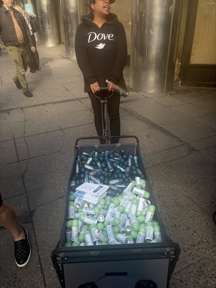 Farnoush Amiri tweet media