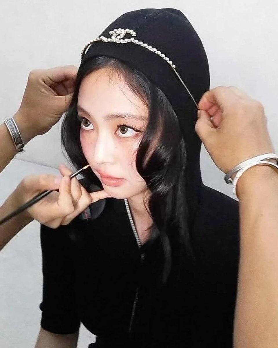 ˚.🎀༘⋆ tweet media