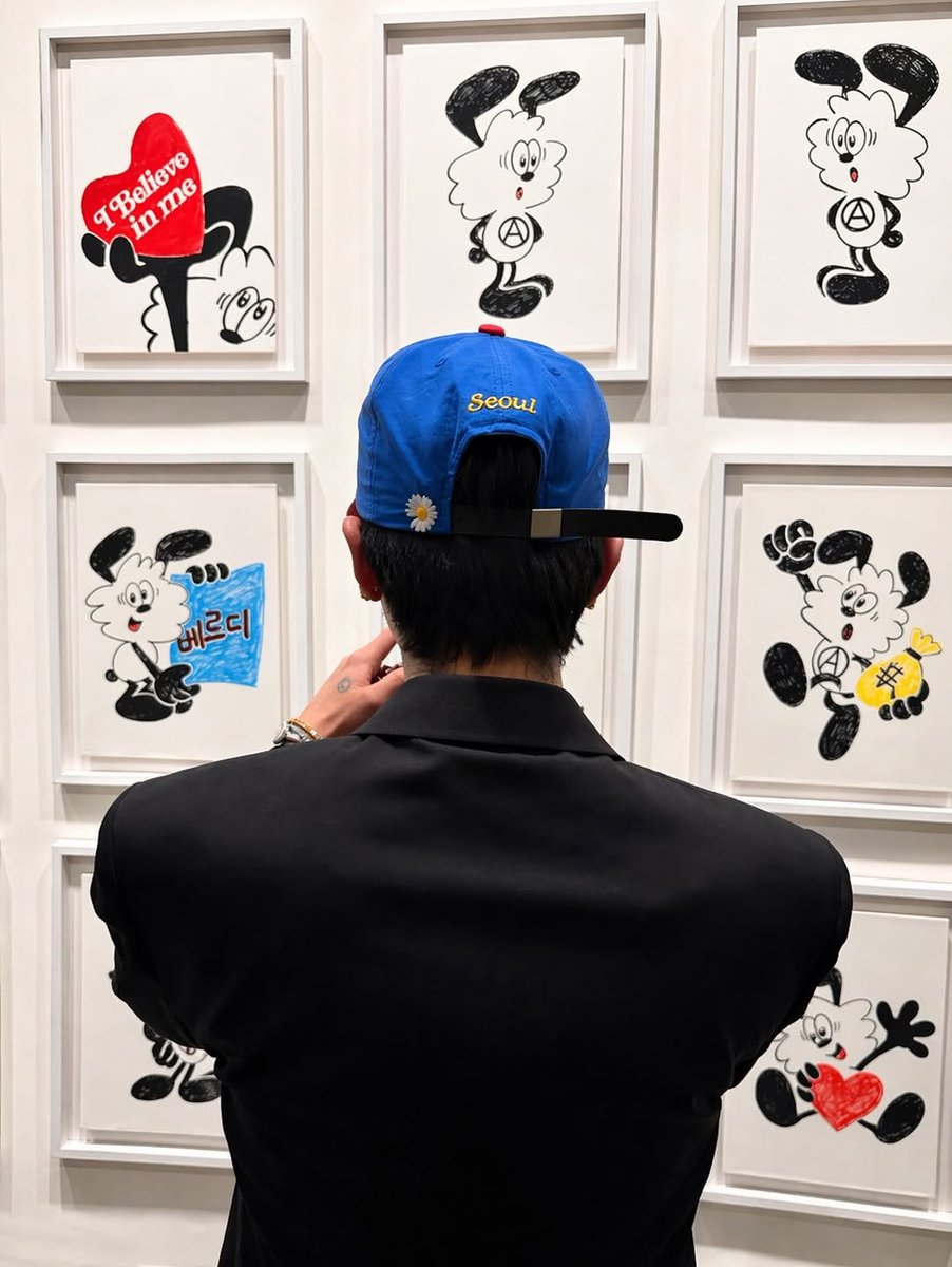 Professor G-Dragon is the manual tweet media