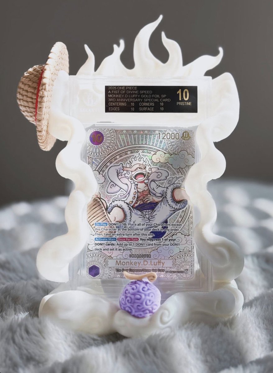 This might the coolest one piece card ever

Monkey D. Luffy (Gold Foil SP)