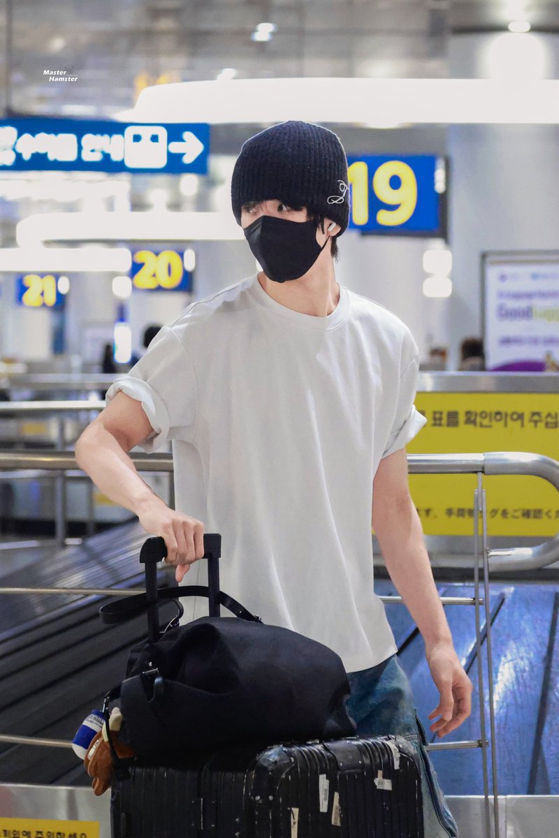 강아쮜냥이˙ᵕ˙ tweet media