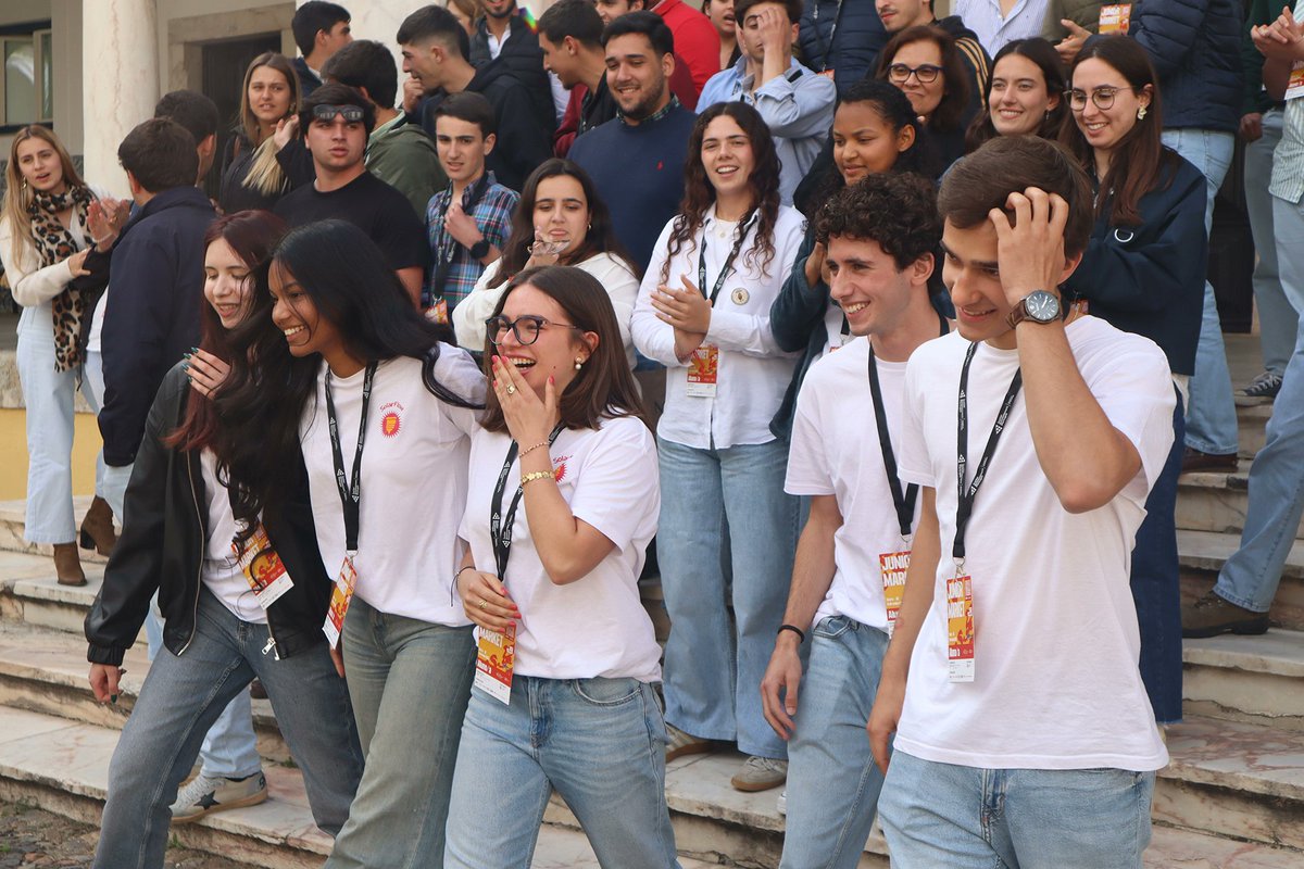 OALentejo's tweet image. Alunos do secundário apresentam projetos empresariais na Junior Market Évora oalentejo.pt/alunos-do-secu… #Evora #Alentejo #Portugal