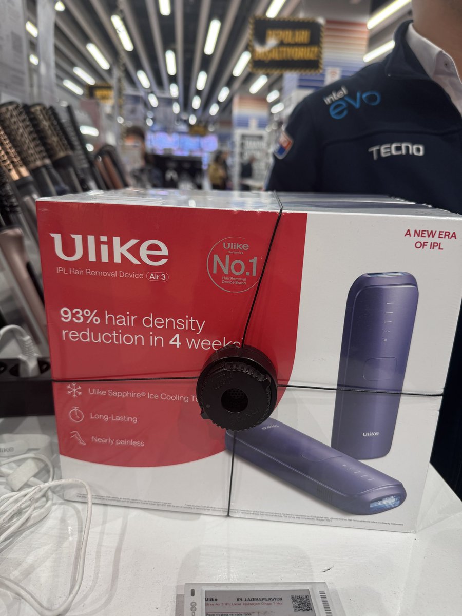 The moons🌙 tweet media