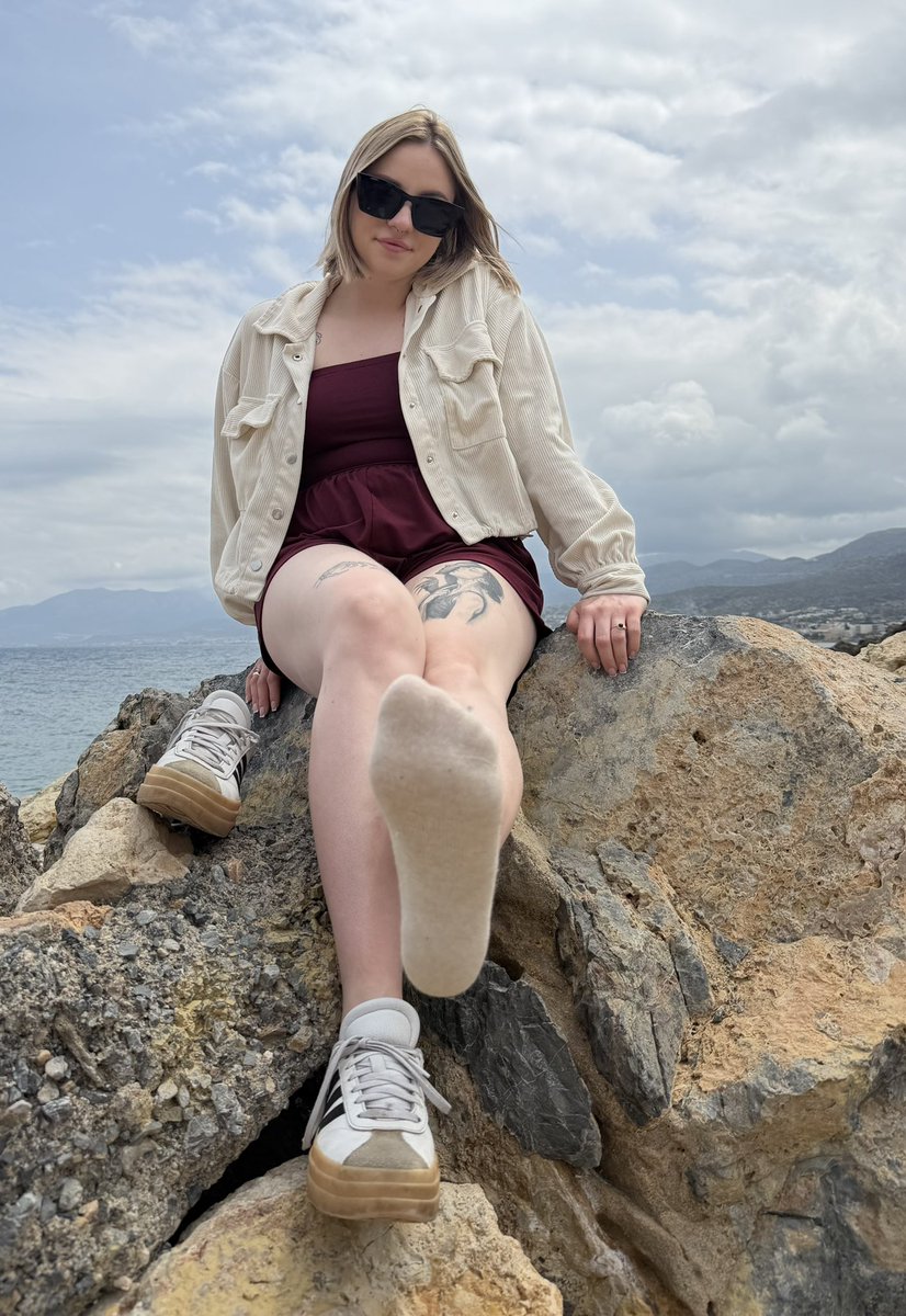 Mistress Laguna 👑 9K tweet media