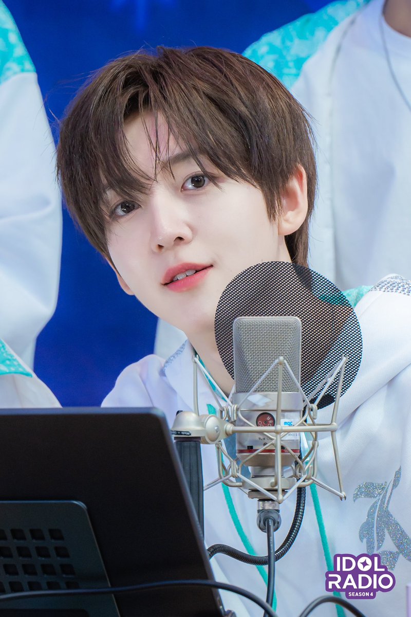 idolradiokorea's tweet image. [#아이돌라디오4 앨범 260422]

EP#218 아돌라 온다고? 이러니까 아돌라가 킥플립한테 돌아버리지😉 (스페셜 DJ 이대휘)

'실물이 예뻐요' 천연 플러팅 가능냥😉 #케이주
😎좌민제 우주왕의 경호를 받고 자란 스무살 #동현

@kickflip_jype

#MBC #IDOLRADIO #아이돌라디오 #KickFlip #킥플립