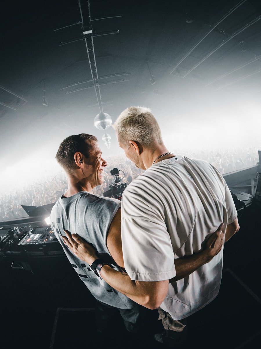 Adam Beyer tweet media