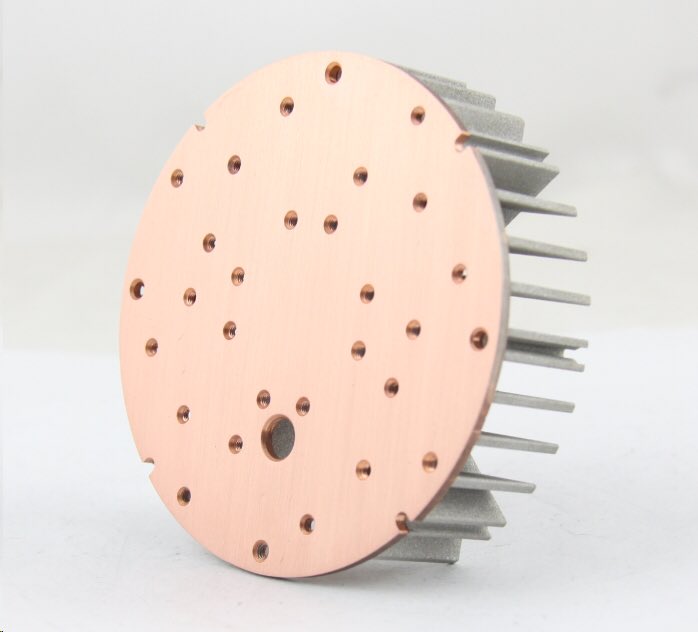 heatsink14470's tweet image. 🌟HENGJIE Custom Passive Heat sink ZT-D100H23!
Weighing only 0.9kg and delivering 32W of efficient cooling,#CoolingSolutions #CustomProducts #LED #heatsink