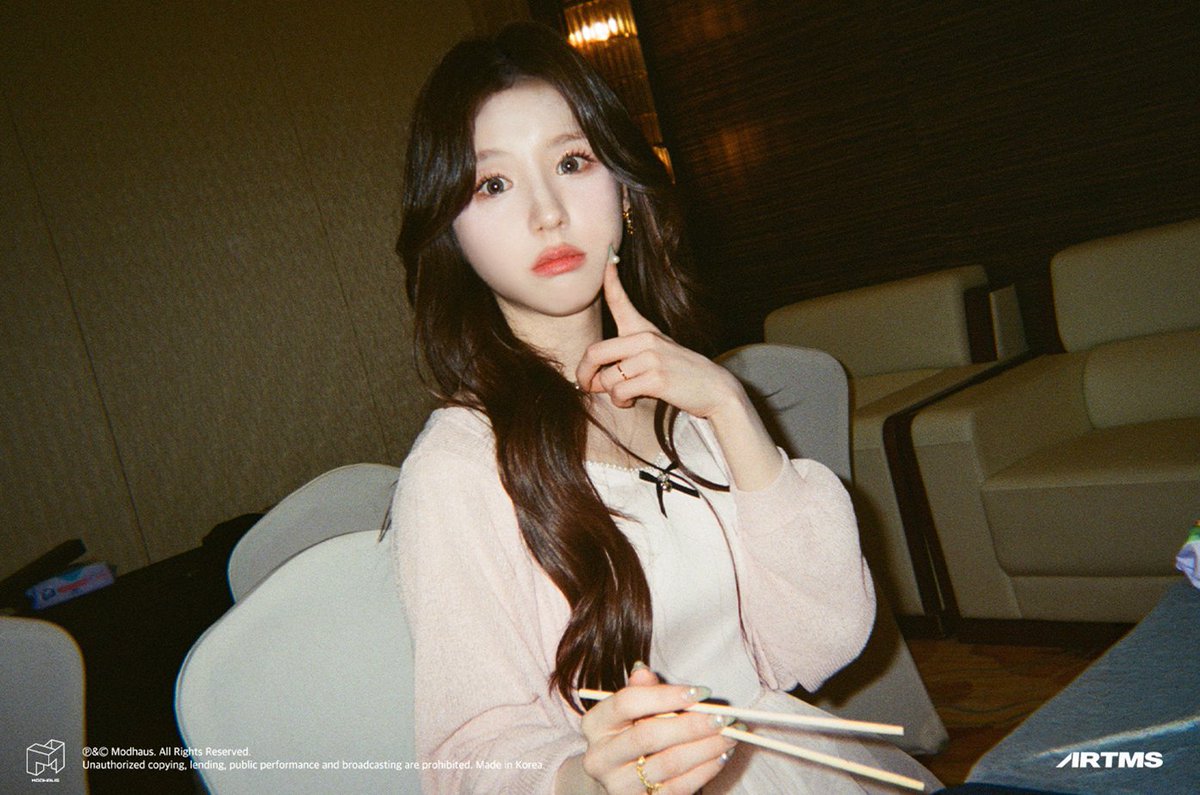 #희진 #HeeJin
#아르테미스 #ARTMS