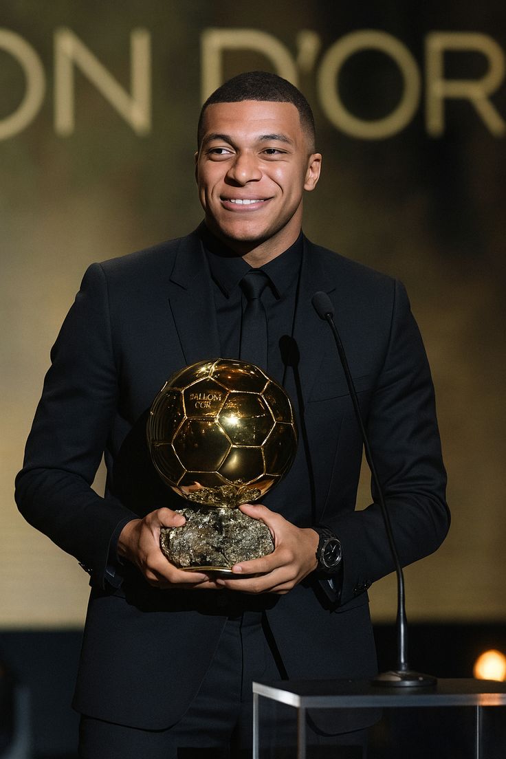 Neymar played so well. He gave us a beautiful football; the skills, the dribbles, the accurate passes and won some trophies. Yet, he never won the Ballon D'or. 

Then what made you people think that Mbappe can win it? Maybe in another life...