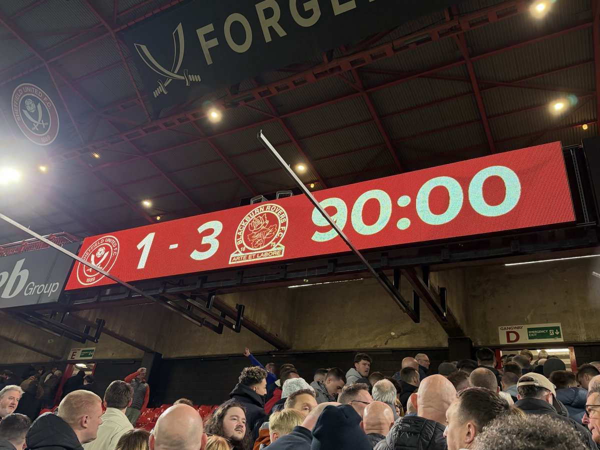 1875legends's tweet photo. 1st Half Display Was Up There With The Best I've Seen On The Road, MO'N Is A Must Along With Toth, Get The Deals Done Rovers... @Rovers Morishita Player Of The Season For Me, Some Player. We Go Again Rovers 26/27, 💙🤍⚽️🌹🤍💙 https://t.co/jFjOMxtIF1