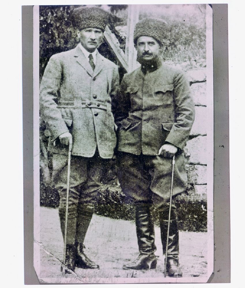 Varol Akman tweet media