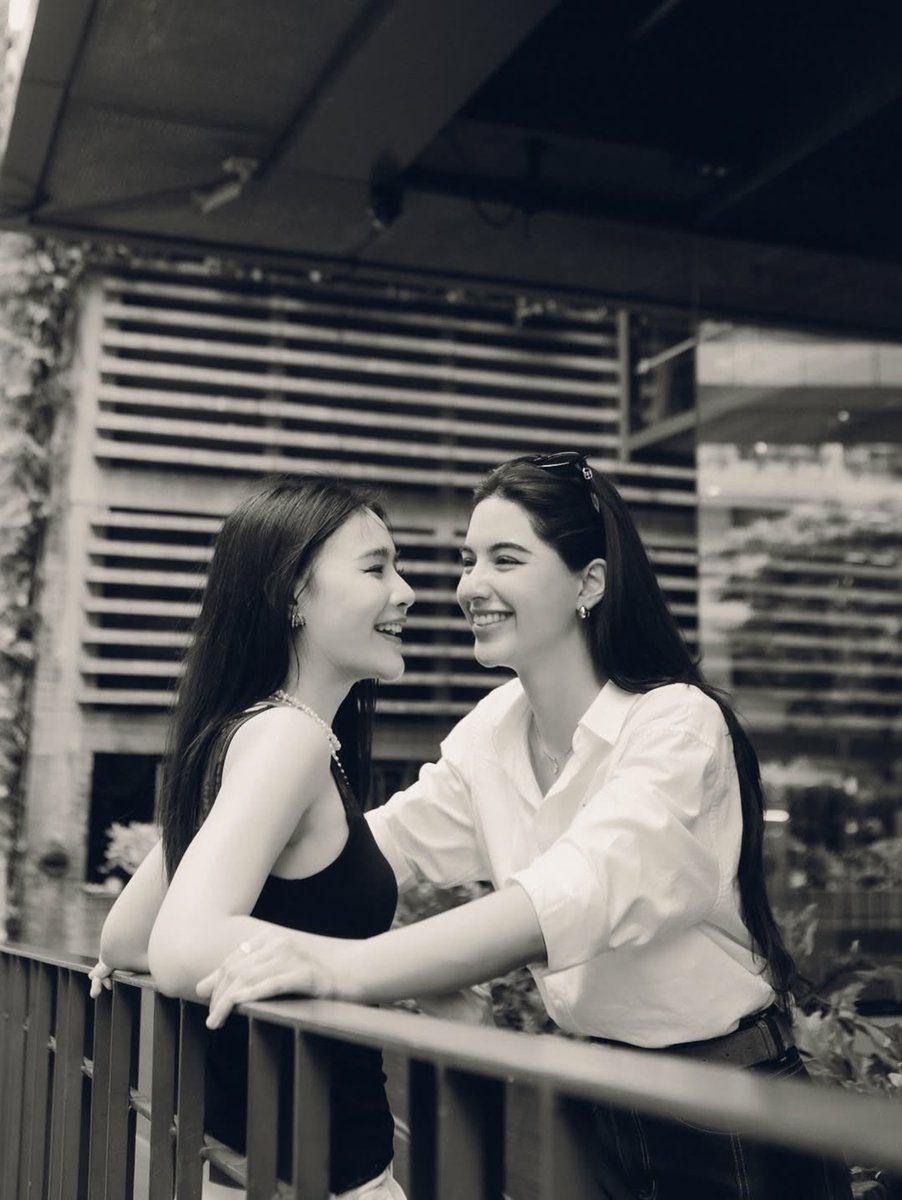 Forever9 tweet media