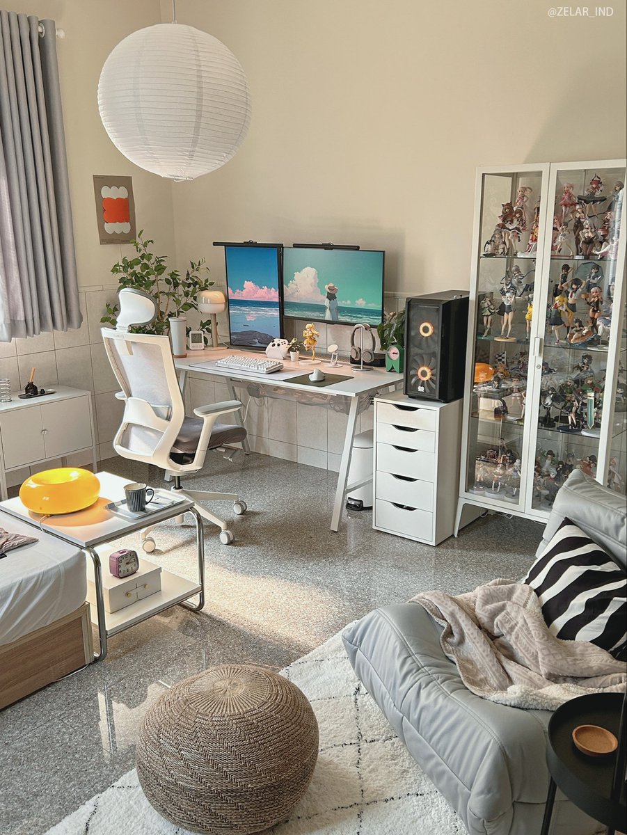ZELAR_IND's tweet image. ☀️&amp;amp;🌙 #desksetup
