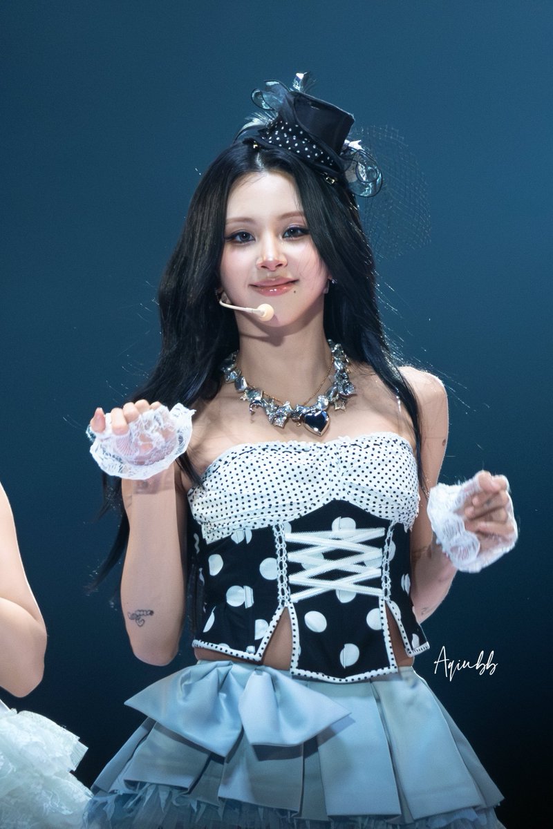 aqiubb_'s tweet image. 260320
#TWICE #트와이스 
#Chaeyoung #채영
#HappyCHAEYOUNGday