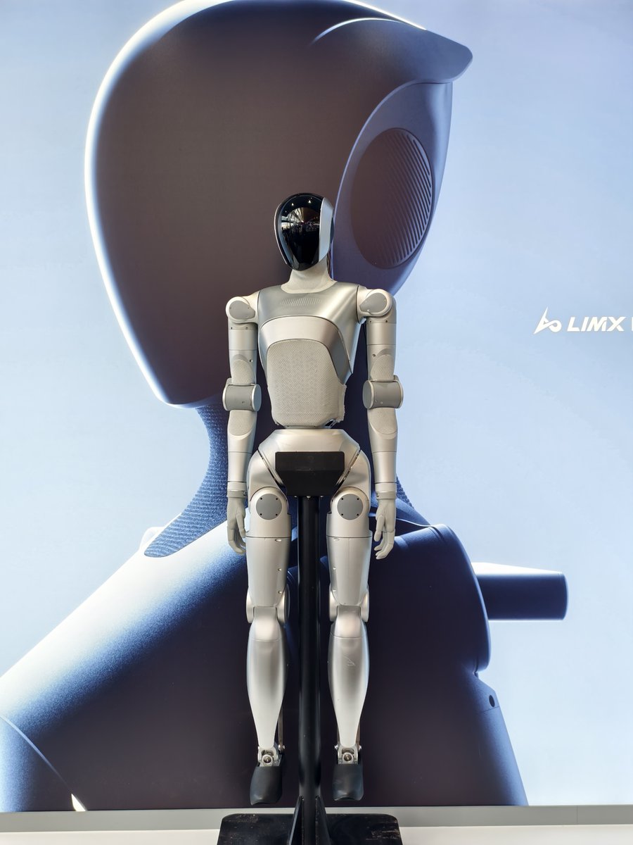 LimX Dynamics tweet media