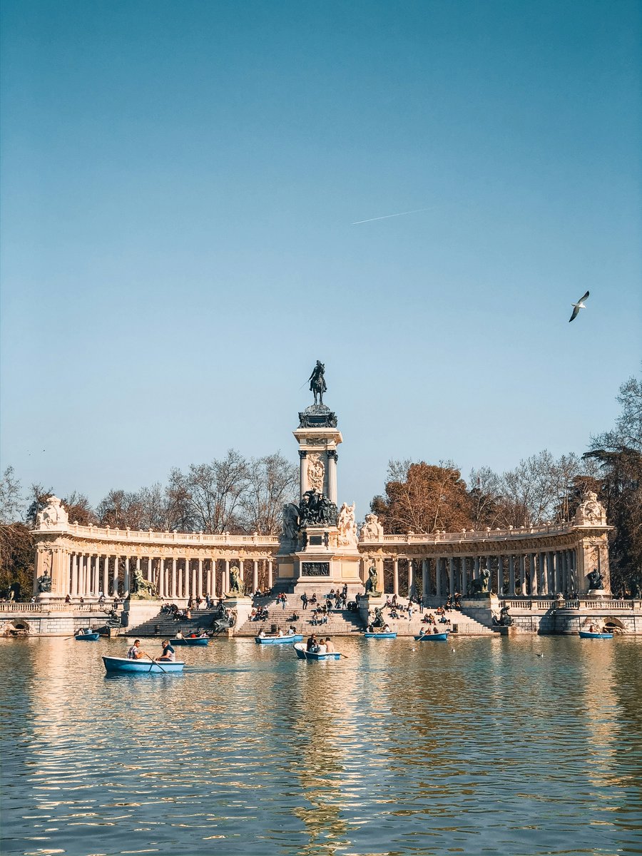 VeroSinmapa's tweet image. 😎¿Solo 3 días en #Madrid? Esta guía te va a ahorrar MUCHO tiempo -y dinero-

🗺Ruta a pie + imprescindibles + trucos de transporte para no liarte

📍Aquí te dejo el plan paso a paso ⇨  sinmapa.net/ver-madrid-en-…