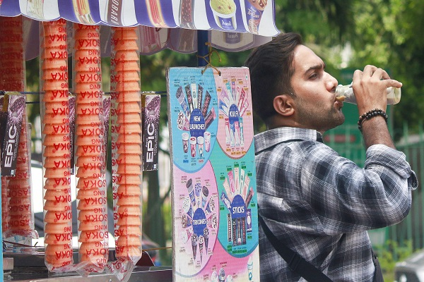 InvGurInd's tweet image. India`s ready-to-drink non alcoholic beverage market to double to $40 billion by 2030

investmentguruindia.com/newsdetail/ind…

#Industry #NonAlcoholicBeverage #Growth #RedseerStrategyConsultant #MrigankGutgutia #Investmentguruindia