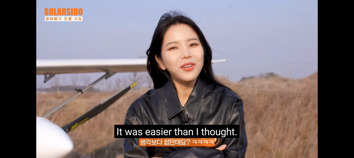 moodarada2's tweet image. it's coming..someday maybe...
Solar will get her pilot's license &amp;amp; buy an airplaneㅋㅋㅋㅋ

#mamamoo #마마무 #solar #솔라