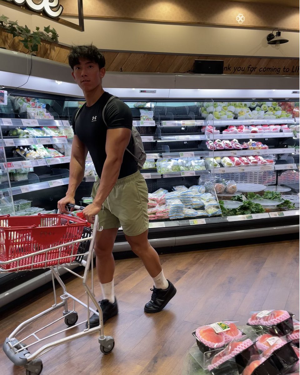 そたお tweet media