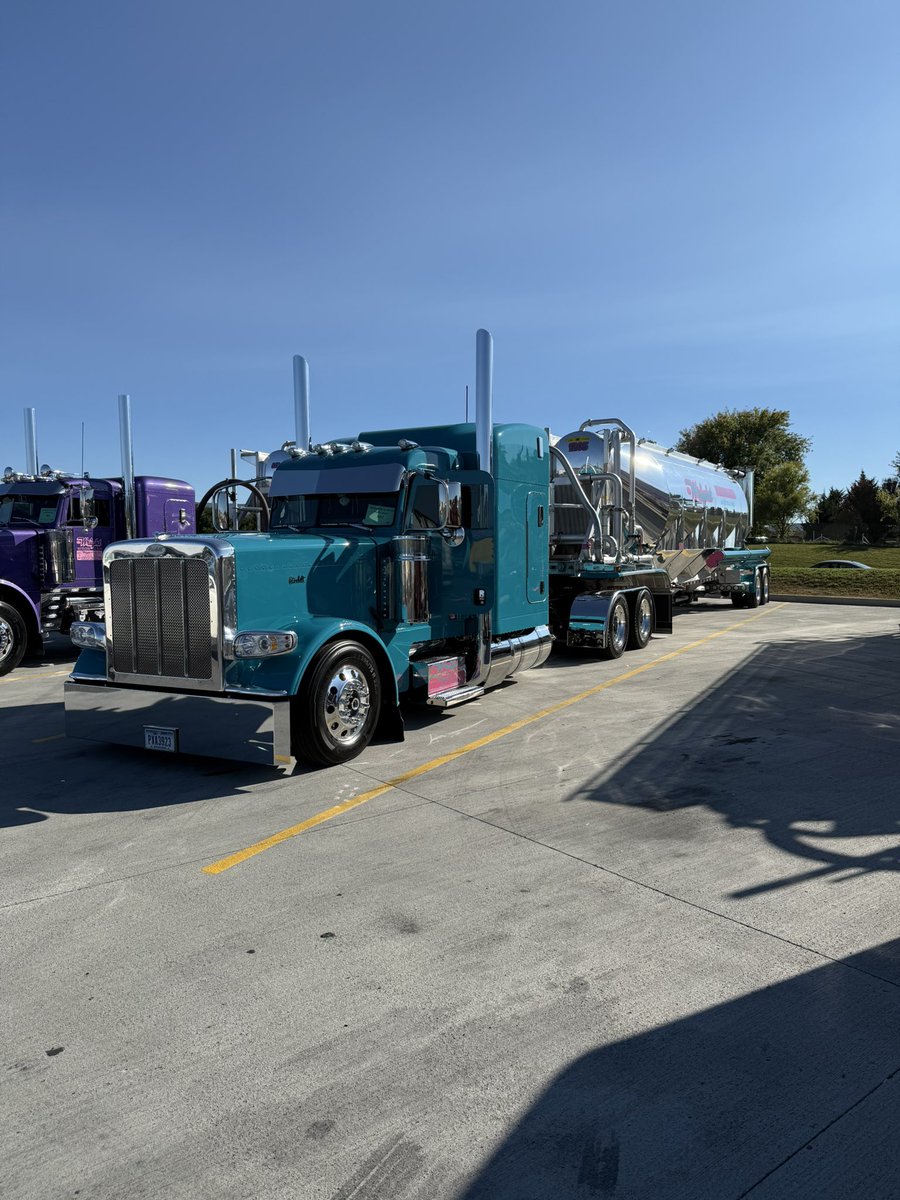 indietrucker tweet media