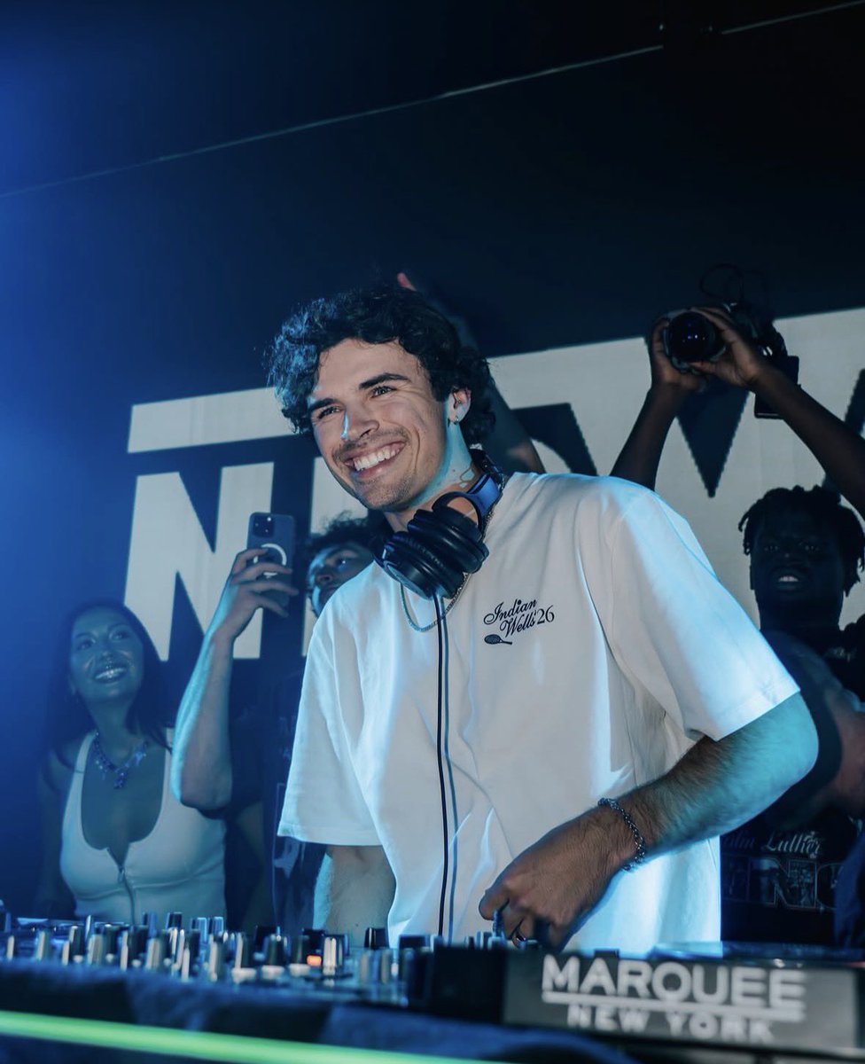 NicVansArchive💫 tweet media