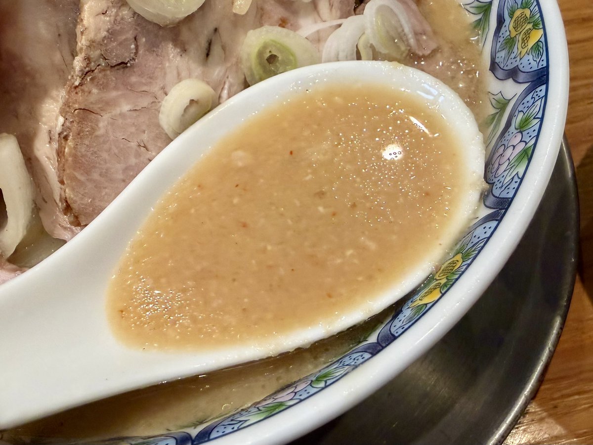 もりとも tweet media