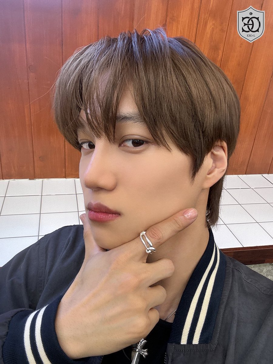 [WEVERSE] 260423 EXO membership update

“#2026.04.23 #KAI #YouTube  전과자 - 숭실대편”

#KAI #카이 #カイ #金钟仁  #엑소카이